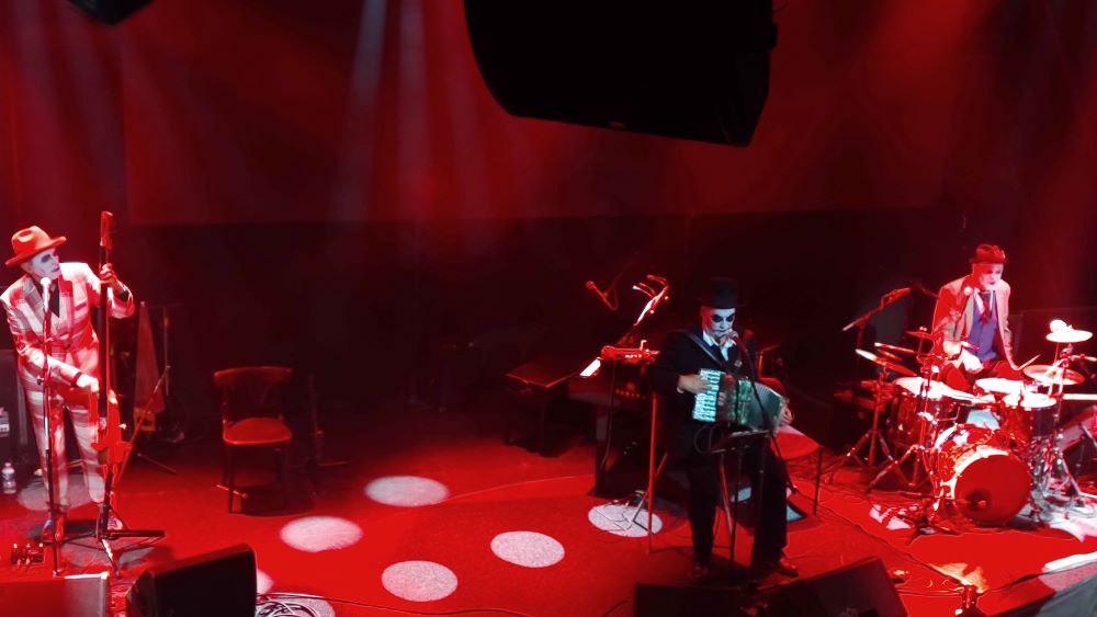 The Tiger Lillies - Serenade From The Sewer